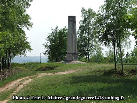Le monument du 27e BCA