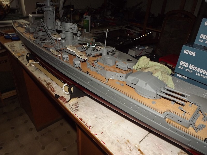 Fertigmodell Admiral Graf Spree Maßstab 1:1250 Modellschiff 