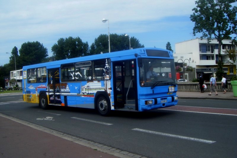 bus_0018.jpg