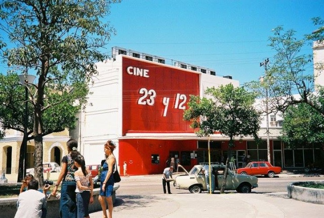 cine_210.jpg